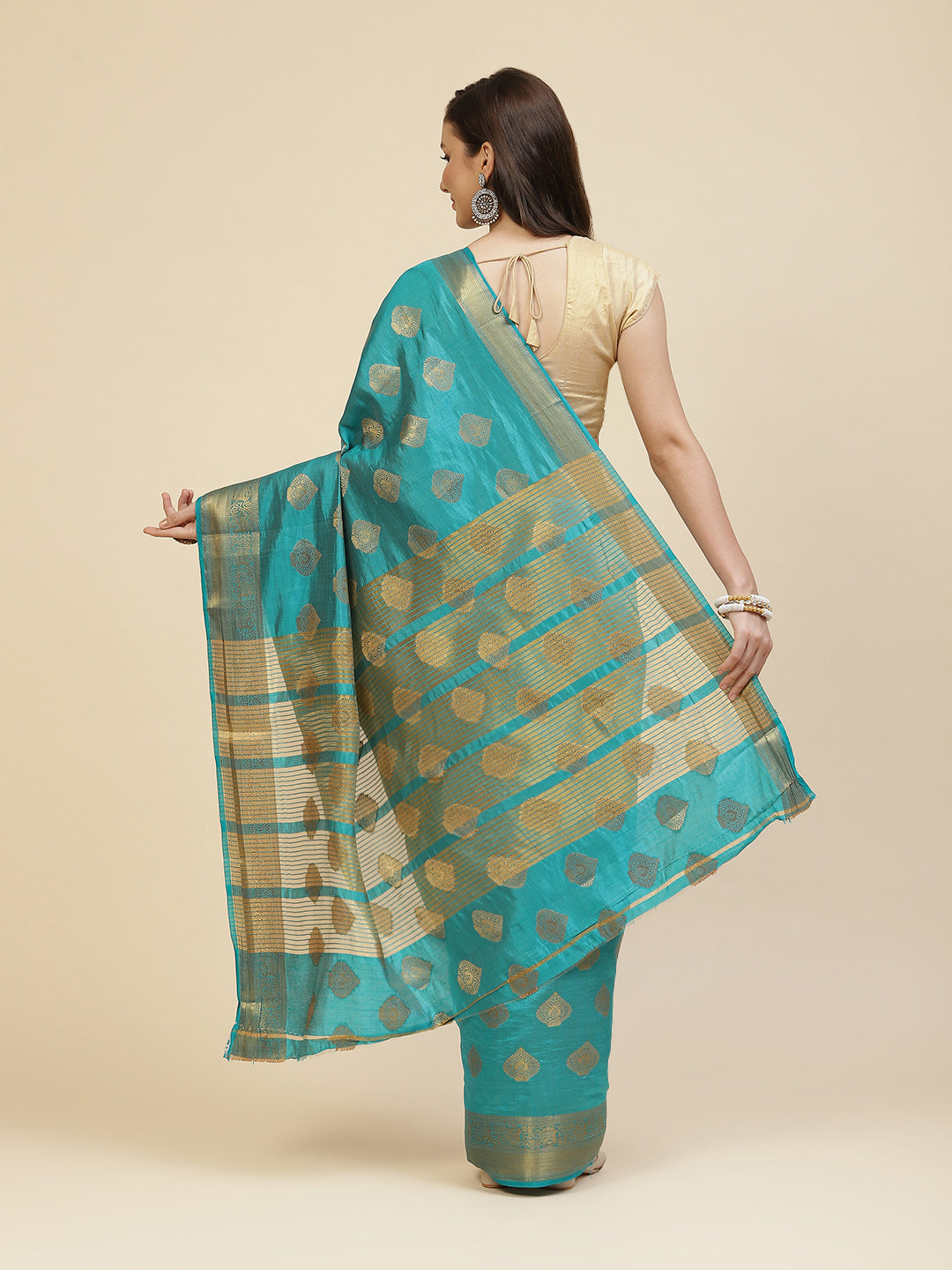Zari Border Booti Handloom Woven Saree