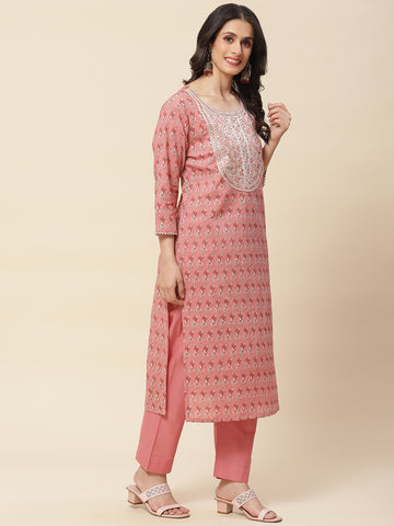 Printed  & Neck Embroidered Cotton Kurta With Pants