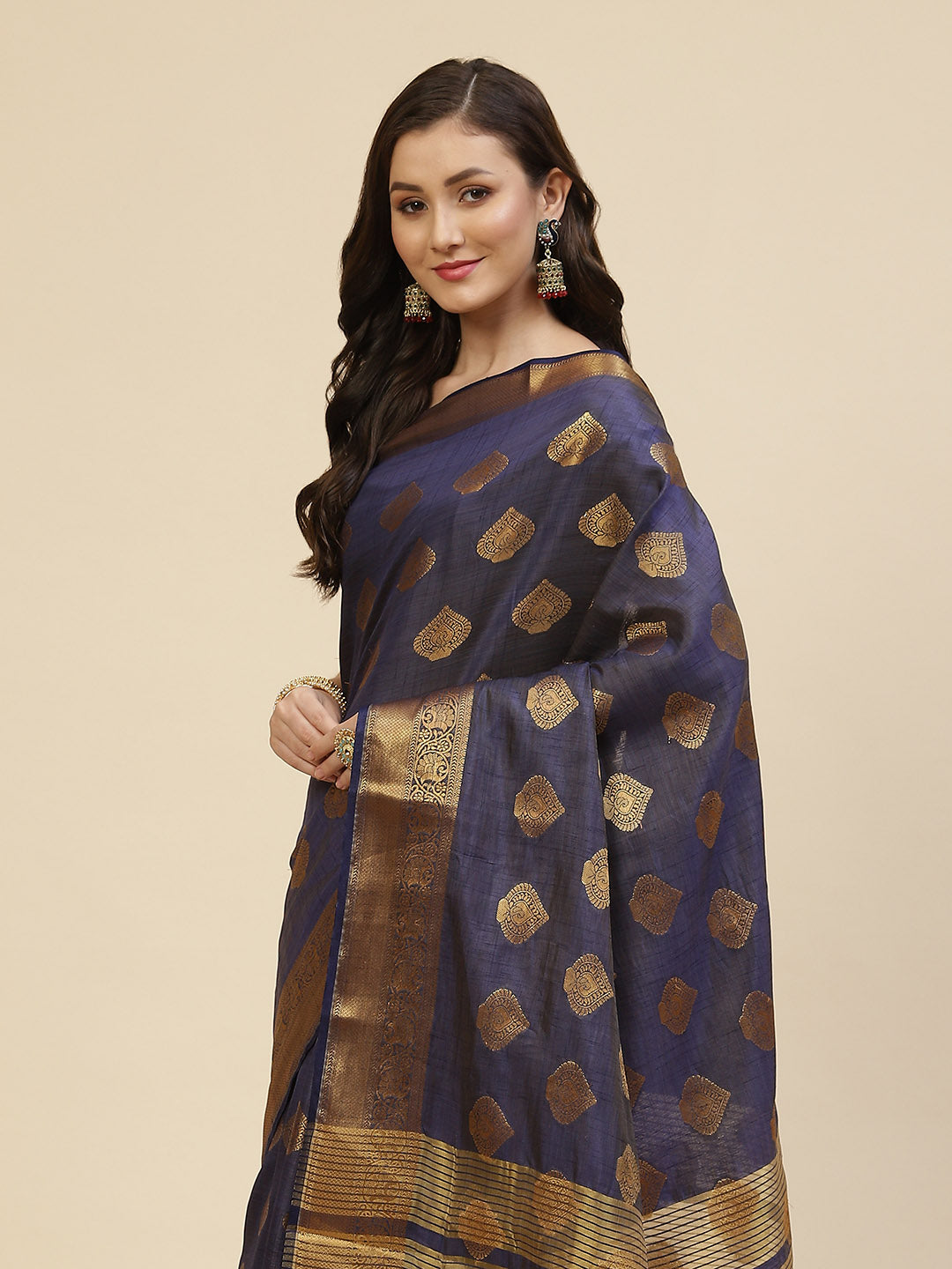 Zari Border Booti Handloom Woven Saree