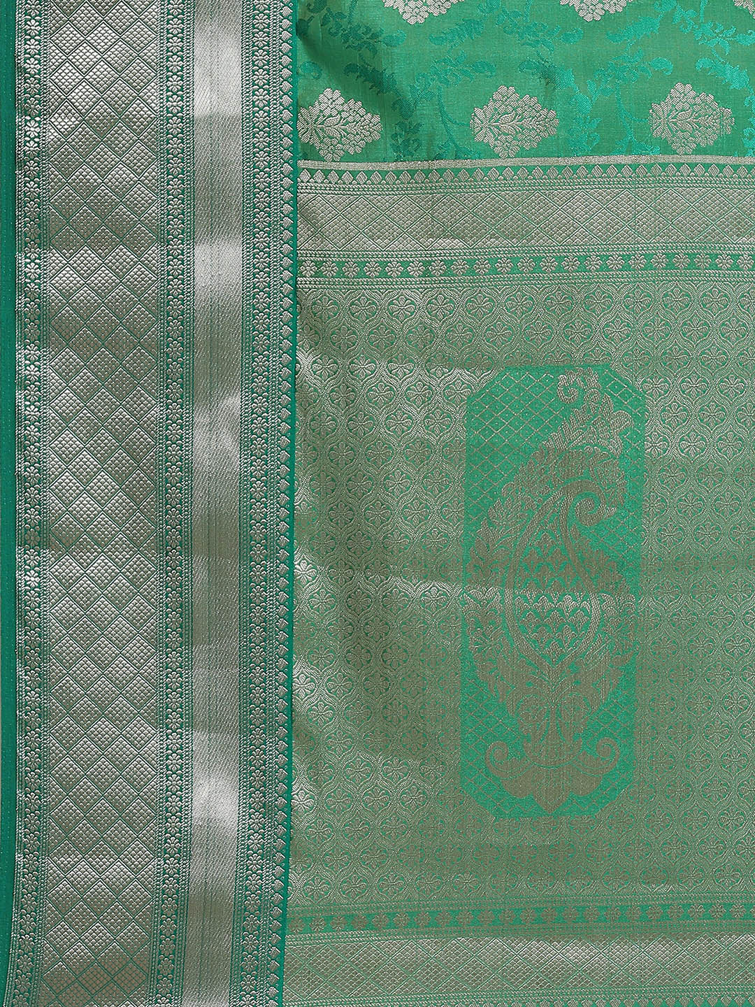 Zari Border Booti Art Handloom Woven Saree