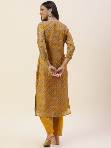 Printed & Yoke Embroidered Chanderi Kurta With Pants