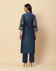 Resham Booti Embroidered Cotton Kurta With Pants With Chanderi Dupatta