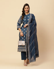 Resham Booti Embroidered Cotton Kurta With Pants With Chanderi Dupatta