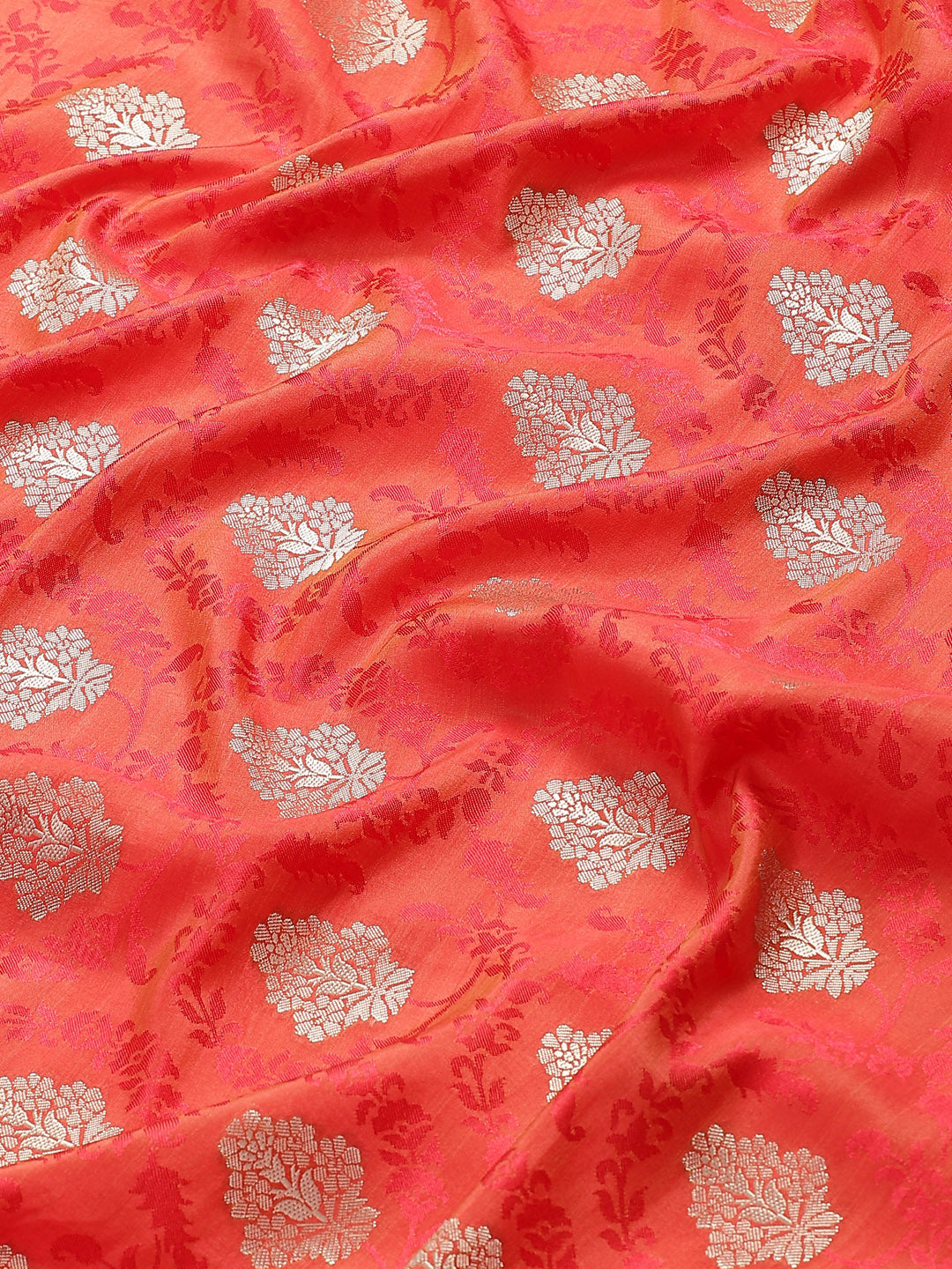 Zari Border Booti Art Handloom Woven Saree