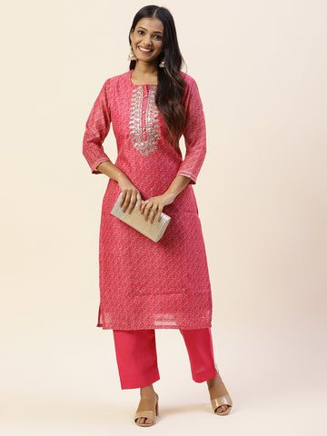 Printed & Yoke Embroidered Chanderi Kurta With Pants