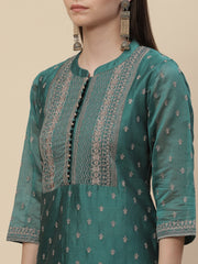 Resham Booti Cotton Kurta With Pants & Dupatta