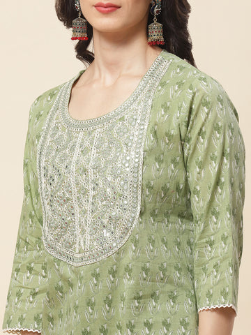 Printed  & Neck Embroidered Cotton Kurta With Pants